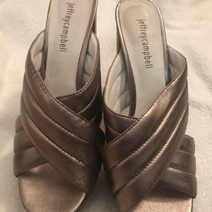 Jeffrey Campbell metallic slides size 9